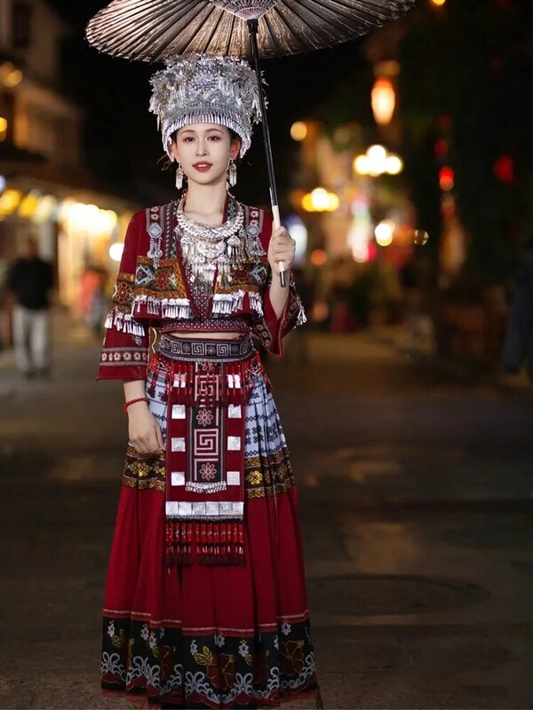 Disfraz de Miao étnico, fotografía de viaje, escenario Tujia, nuevo