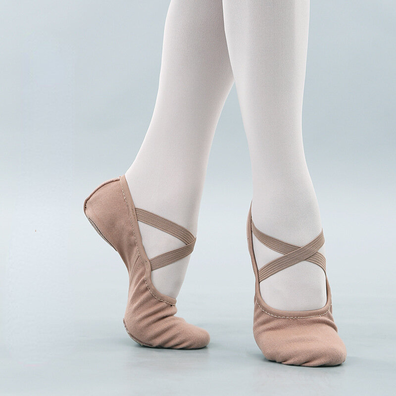 Sepatu Dansa Wanita Sandal Anak-anak Dewasa Sol Lembut Sepatu Latihan Tari Kanvas Profesional untuk Balet