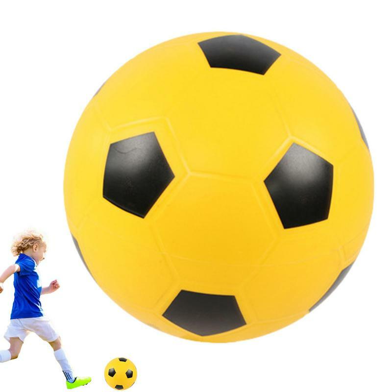 Bola dalam ruangan tidak dilapisi PVC bola sepak lembut kepadatan tinggi tidak ada kebisingan bola memantul bola latihan tenang untuk latihan rumah baru