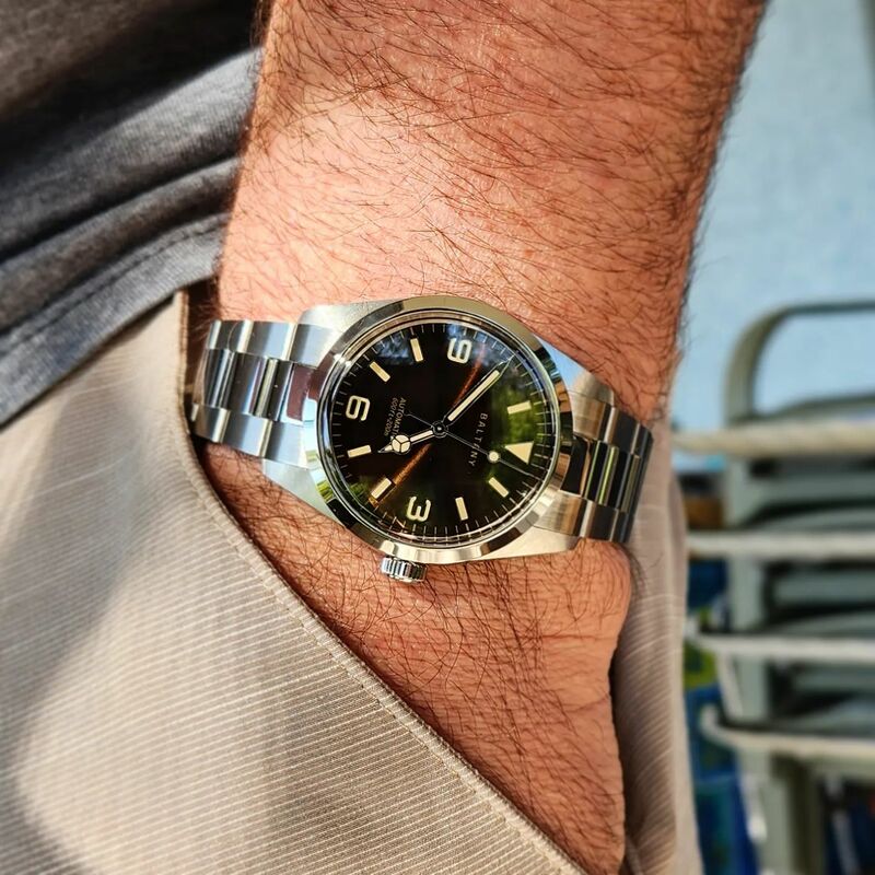 นักสำรวจ baltany จ่ายส่วยให้กับนาฬิกากลไกของผู้ชายแซฟไฟร์เกรดชั้นนำสแตนเลสสตีล200ม. กันน้ำและเรืองแสง F