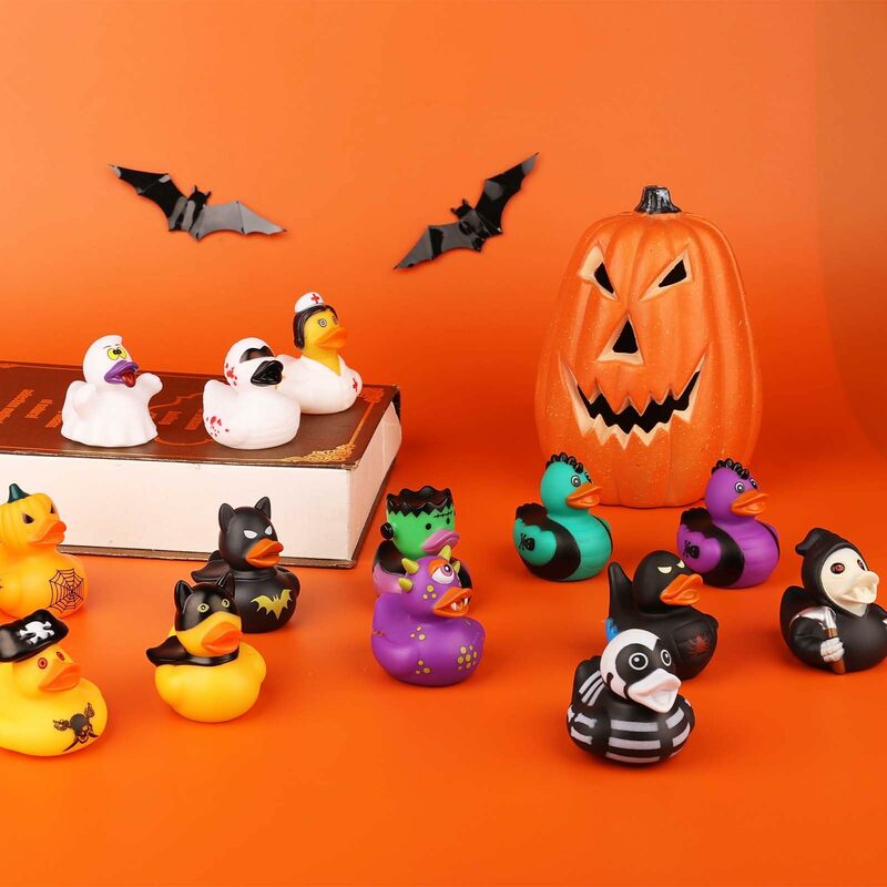 2/6/12 PC Halloweenowe gumowe kaczki Halloweenowe kaczki dla jeepsów z różnymi postaciami Halloween Nowość Gumowe zabawki kaczki