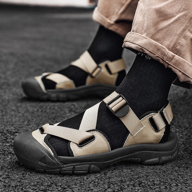 Klasyczne męskie sandały 2024 letnie ręcznie szyte buty rzymskie na co dzień antypoślizgowe wodoodporne sandały plażowe sandały typu flip flop