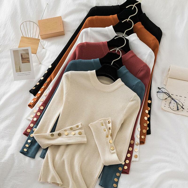 Camisola de malha com gola redonda feminina, mangas compridas, decoração de botões, slim fit, top monocromático, elegante, outono, inverno