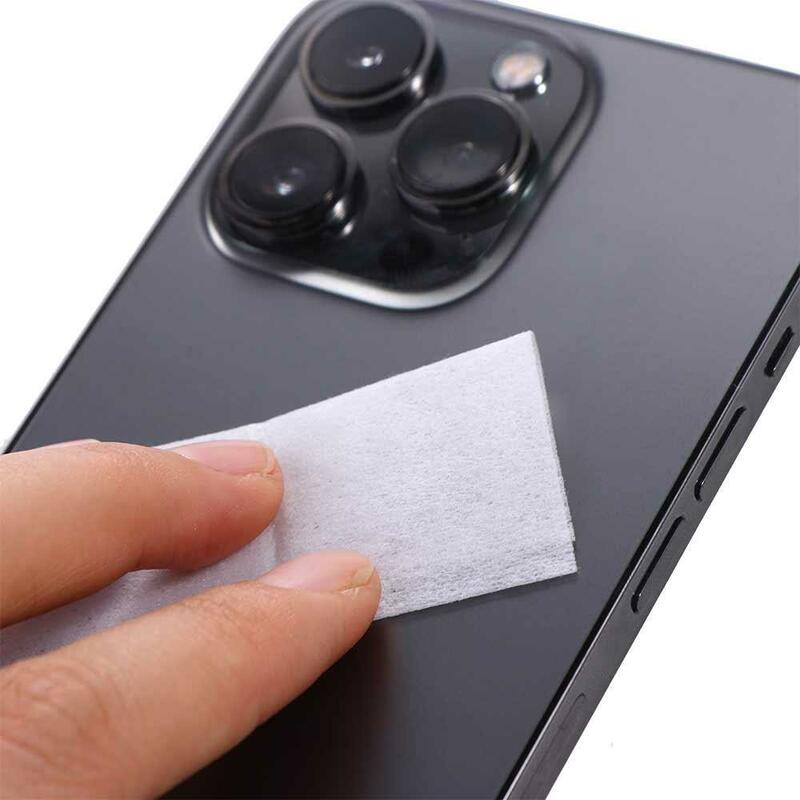 Uso domestico portatile pulizia della pelle disinfezione sterilizzazione carta igienica salviette umidificate tamponi imbevuti di alcol al 70%