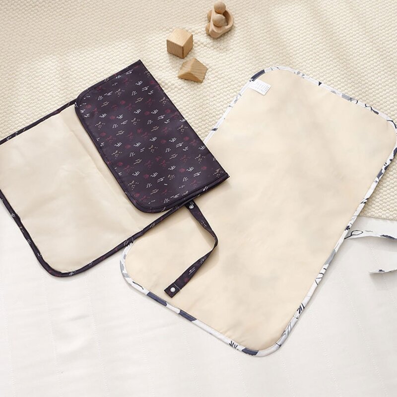Portable Waterproof Diaper Changing Mat Nylon Foldable Nappy Pad Supplies