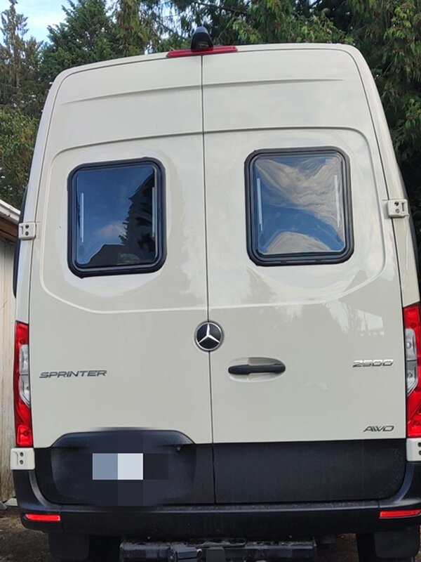 RV windows, outdoor sliding windows, trailer modification accessories, double-layer glass sound insulation