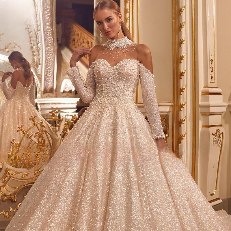 Exquisite Beading Pearls Ball Gown Wedding Dress Romantic Halter Neck Long Sleeve Sparkly Tulle Princess Bridal Gown