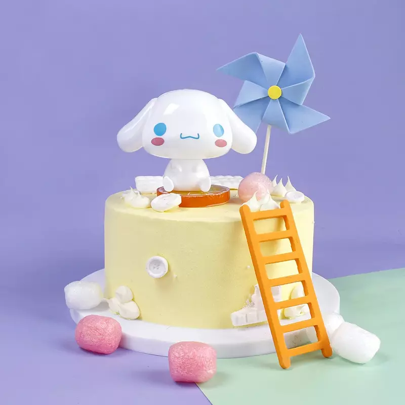 Sanrio-figura de Anime de Cinnamoroll Kuromi, muñeco Kawaii, Decoración de Pastel Diy, regalos de cumpleaños y Navidad para niñas y niños, 8Cm