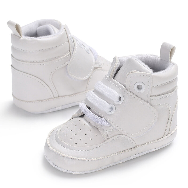 Кроссовки из ПУ кожи для новорожденных, классическая спортивная обувь на мягкой подошве для первых шагов, повседневные белые, разные цвета, обувь для крещения