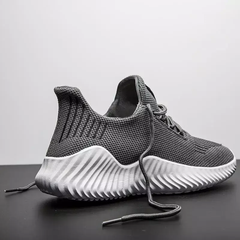 Zapatos informales transpirables para hombre, zapatillas de Tenis que combinan con todo, Skateboard para correr, novedad de 2024