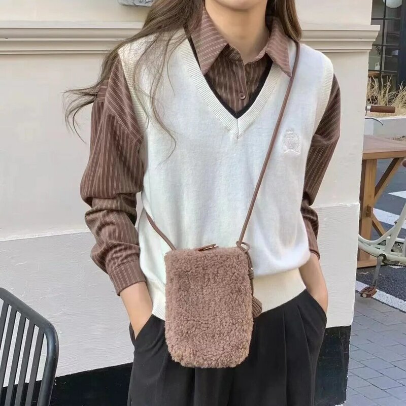 Японская и корейская мода, кашемировая плюшевая женская сумка из овечьей шерсти, милая маленькая сумка для телефона с подвеской-шариком, маленькая миниатюрная сумка через плечо