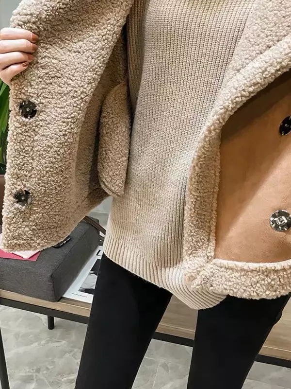 Jaket kulit domba hangat wanita, jaket Fashion satu potong tebal kasual tetap hangat musim dingin 2024