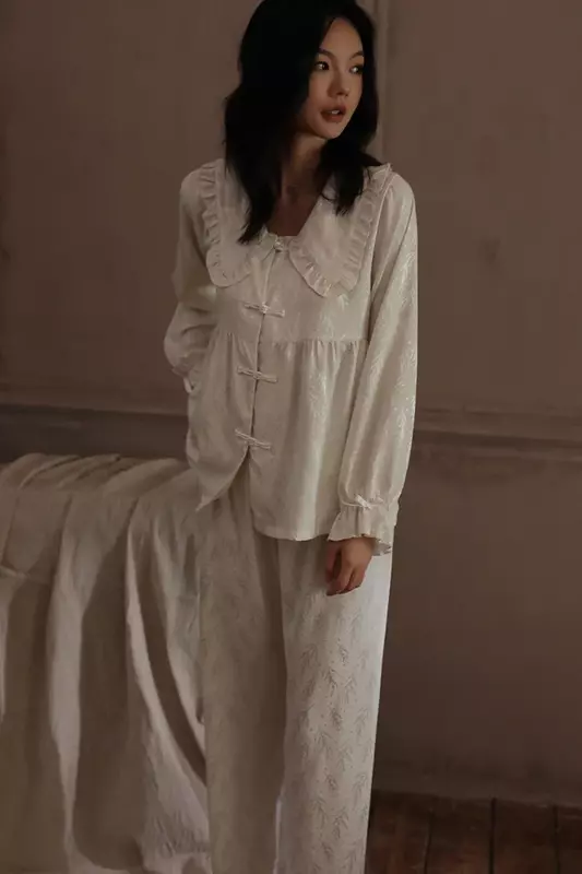 Элегантная жаккардовая Шелковая пижама с цветочным принтом для женщин, атласная одежда из двух предметов для отдыха, повседневная одежда для сна с воротником с оборками, женская одежда для сна