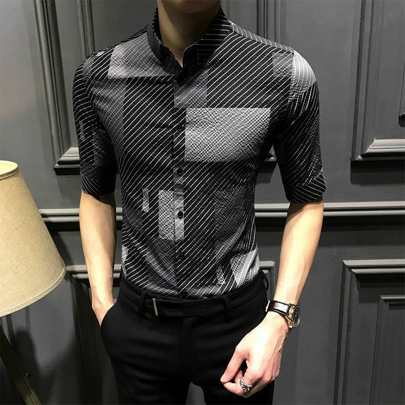 Frühling Sommer neue Männer Dreiviertel Bubble Shirt Print Revers Knopf schlanke koreanische einfache trend ige Design atmungsaktive Luxus dünne Top