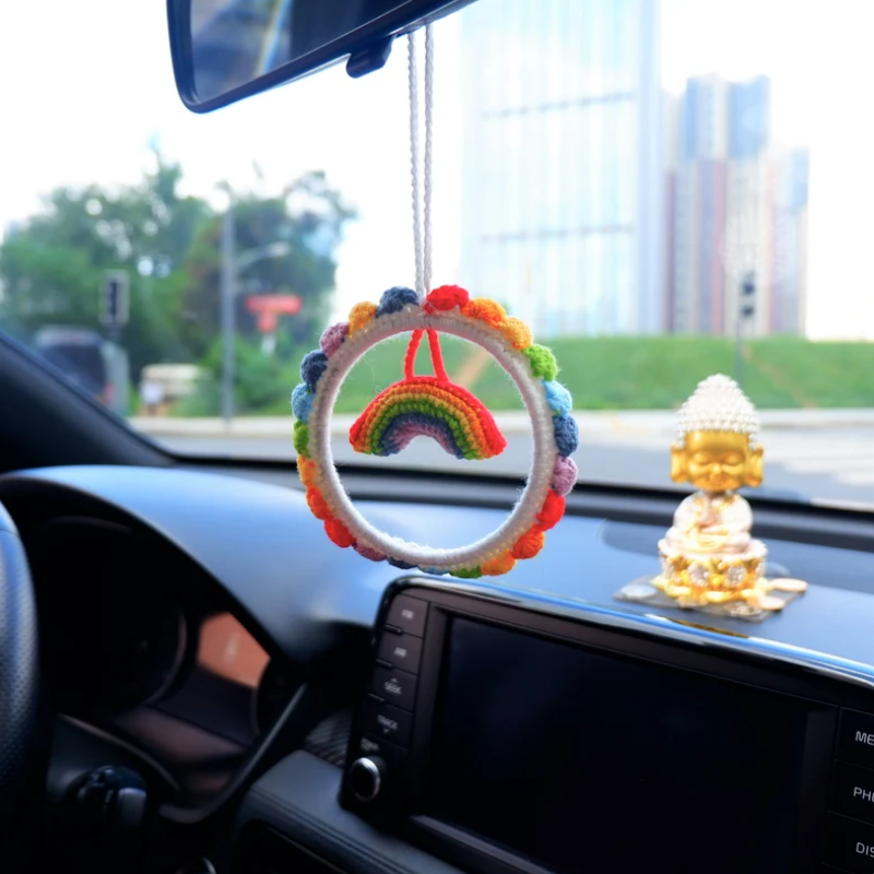 Gewebte Regenbogen-Auto-Hängende Quaste, selbst gefertigte Strick-Plüsch-Regenbogen-Anhänger, Wandbehang-Ornament, Auto-Interieur-Zubehör