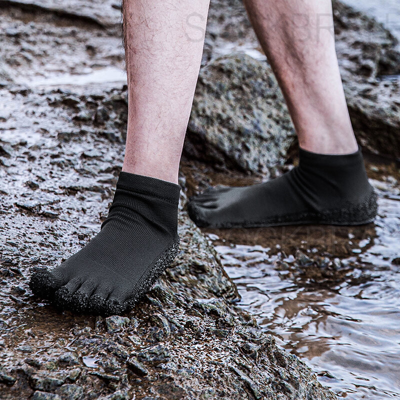 Sneaker a cinque dita Ultralight Swim Beach scarpe a piedi nudi River lake Wading Water Shoe Fitness Running Yoga Socks scarpe a cinque dita