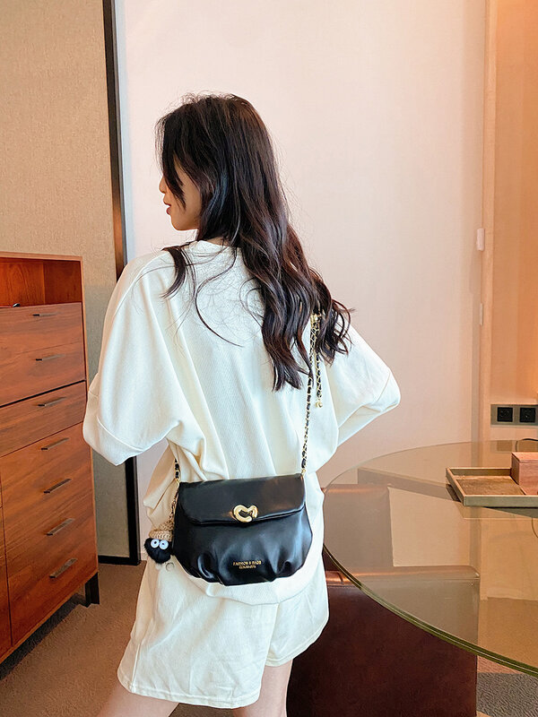 Мини-сумка на цепочке в форме облака, женская новая модная Корейская Сумка-слинг через плечо, женская мягкая кожаная Милая подвесная сумка для женщин