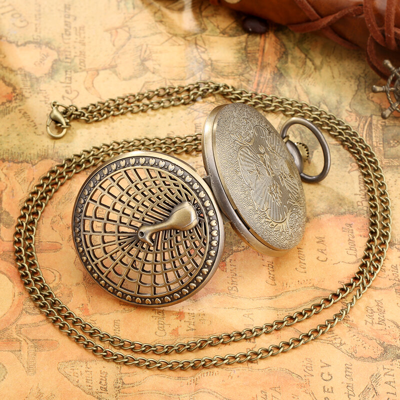 Bronze Hollow Peacock Pocket Watch Quartz Analog Vintage Necklace Pendant Clock Antique Gifts Sweater Chain Pocket Timepiece
