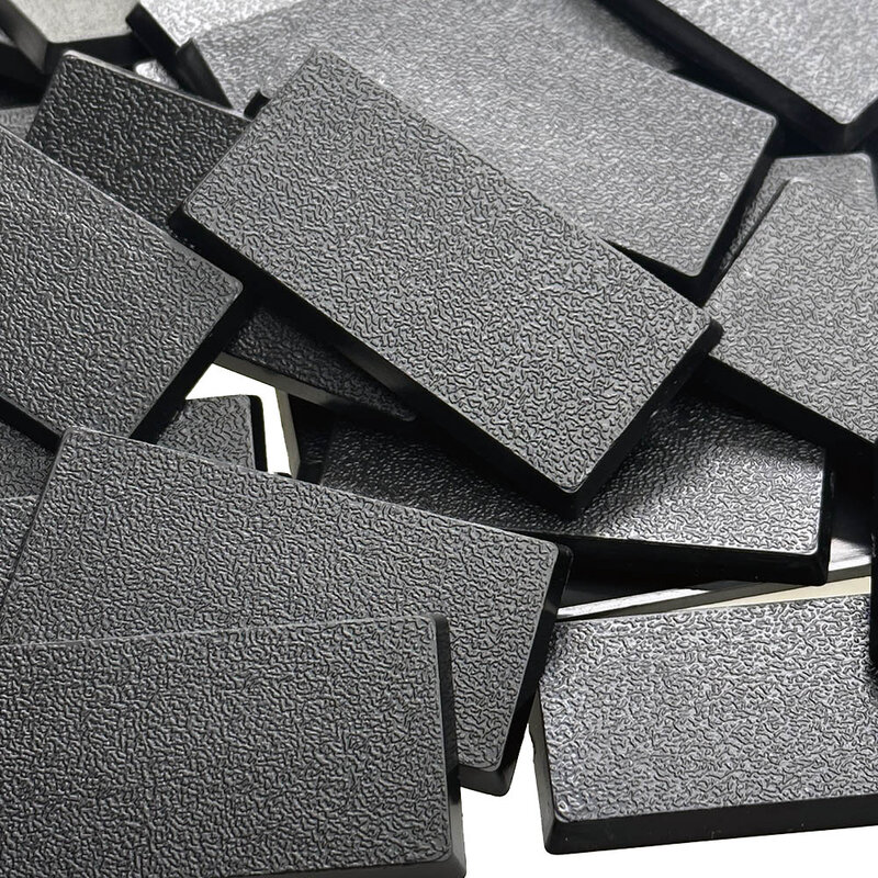 Bases rectangulares de plástico negro para juegos de guerra y juegos de mesa, base de 50x25mm, 20 unidades