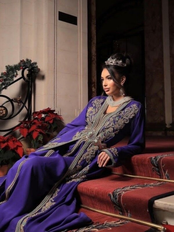 Moda Kaftan zroszony aplikacje suknie wieczorowe Party linia A z długim rękawem suknia ślubna muzułmańska suknia do podłogi Robe De Mariée