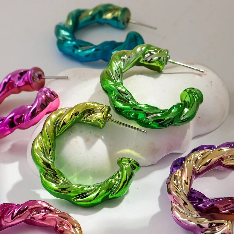 Новинка, металлические двухцветные серьги Y2K из акриловой искусственной кожи для женщин, винтажные круглые эффектные кольца C-образной формы