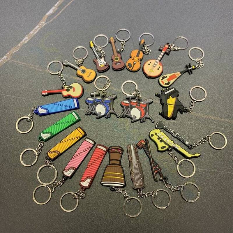 musical Instrument Keychain Silicone Guitar Piano Saxophone Key Chain Backpack Car Ornament Musician Jewelry piano souvenir