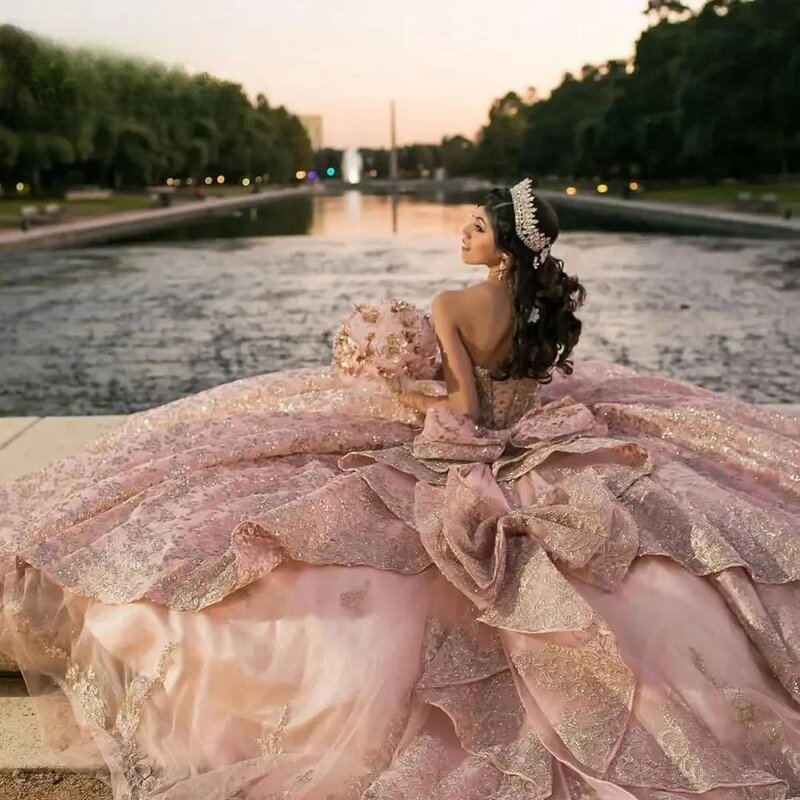 Vestidos Quinceanrra Prom, miçangas feitas à mão, lantejoulas, apliques de glitter, princesa arco, ouro rosa longo, vestido luxuoso de 16 doces