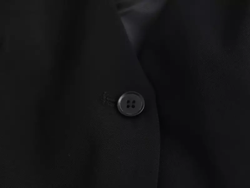 Haut court à col en V pour femme, détails croisés au dos, coupe couvertes, glauretro, fibre boutonnée, précieux, unique, nouvelle mode, 2024