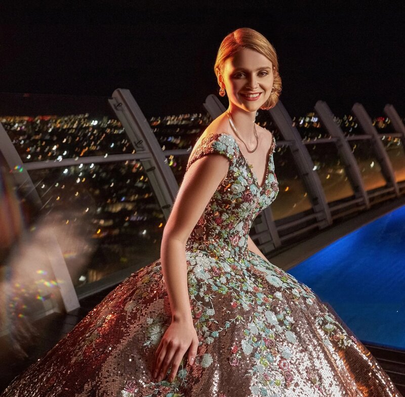 Brązowe sukienki księżniczki Quinceanera suknia balowa z dekoltem w szpic z cekinami aplikacje błyszczące słodkie 16 sukienek 15 Años meksykańskie