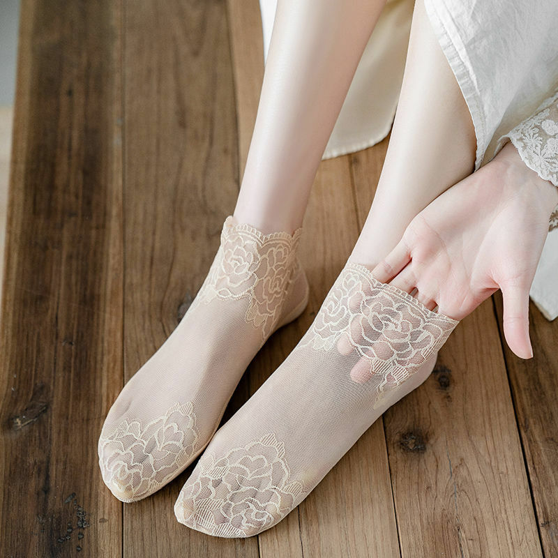 Women's lace short socks