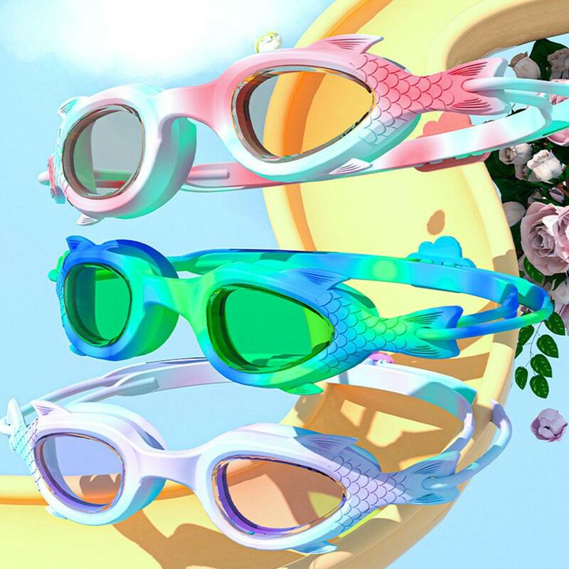 แว่นตาว่ายน้ำสำหรับเด็กแว่นตากันน้ำกันหมอกใสอุปกรณ์ฝึกมืออาชีพสำหรับเด็กหญิงเด็กชายว่ายน้ำ