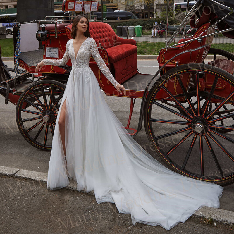 Свадебные платья-трапеции с V-образным вырезом, кружевной аппликацией и высоким разрезом сбоку, платья невесты с открытой спиной и длинным рукавом