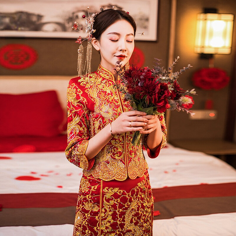 Vestido de novia de media manga con diamantes para mujer, ropa de novia recta, dragón y Fénix, estilo chino, rojo, boda, Qipao
