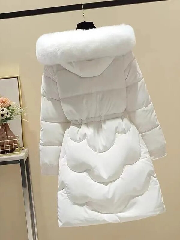เสื้อโค้ทขนสัตว์เทียมมีฮู้ดสำหรับผู้หญิงเสื้อคลุมกันหนาวมีเชือกผูกเอวเสื้อแจ็คเก็ต MODE Korea ยาวคลุมเข่ากันหิมะ