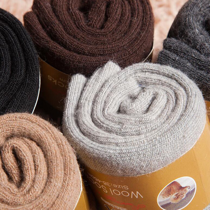 Calcetines gruesos de lana de conejo para hombre, medias largas cálidas de felpa para nieve fría y tobillo, 5 pares, Harajuku