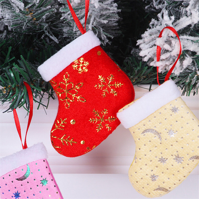 Calcetines de Navidad de 6 piezas para niños, decoración de dulces de Papá Noel, Mini árbol de Navidad, colgante
