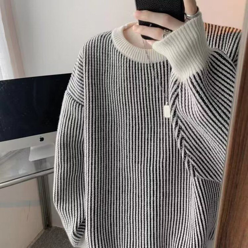 Spring And Autumn Hit Color Thin Striped Long Sleeve Men O Neck Sweaters Soft And Waxy Keep Warm Loose Couple Knitted Pullovers