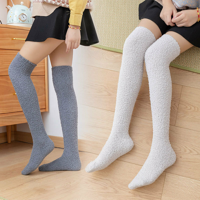 Kaus kaki musim dingin untuk wanita, Kaos Kaki termal setinggi paha lutut gaya Jepang putih panas di atas hitam 7/8 untuk anak perempuan setengah Fuzzy