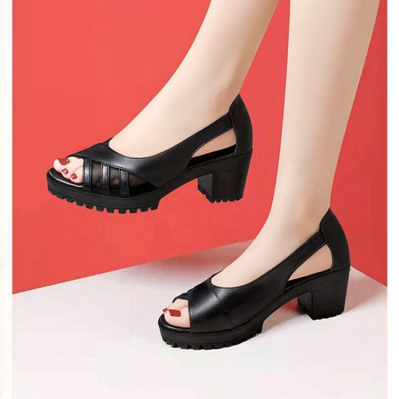 Wysokie obcasy damskie sandały letnie nowe buty damskie Vintage etniczne wiatr odkryte palce i pięta rzymski sandały z otworami gruby obcas taniec buty dla mamy