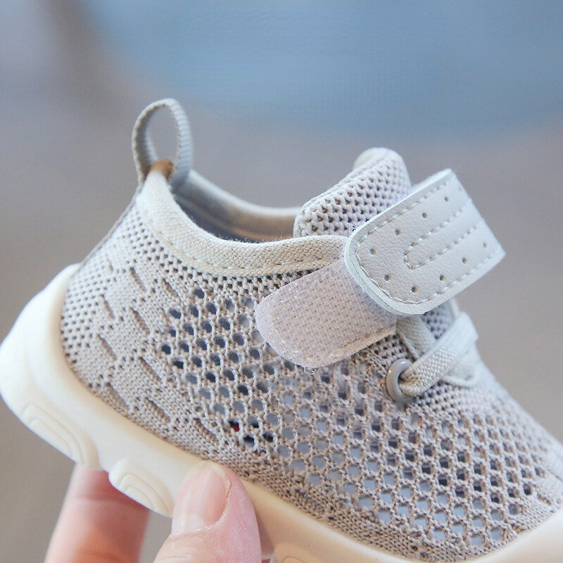 Zapatos de verano para bebés, calzado de malla para primeros pasos, transpirable, antideslizante, fondo suave