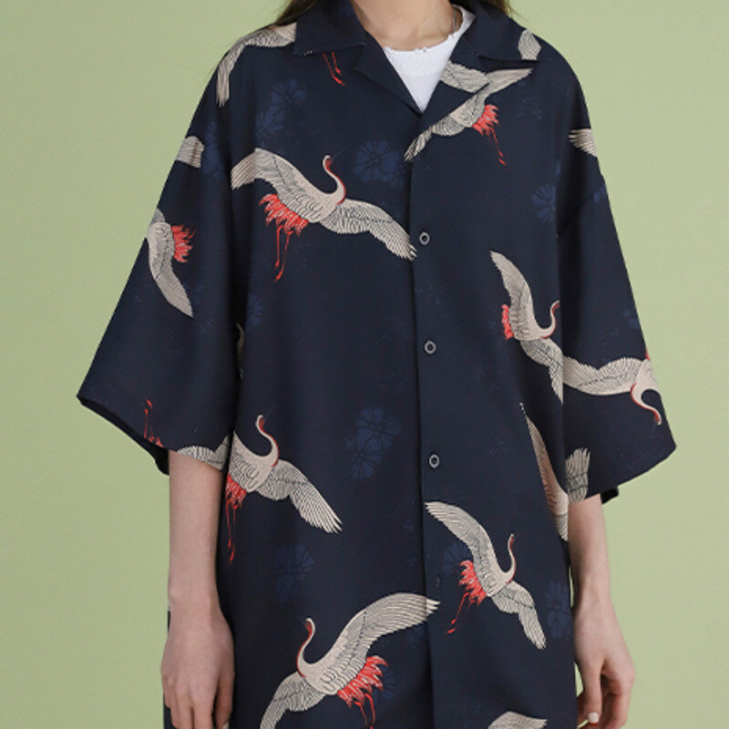 2021 New Summer and Spring Women's Single-breasted Oversized Lapel Harajuku Top Crane Print Streetwear Short Sleeve Top Women