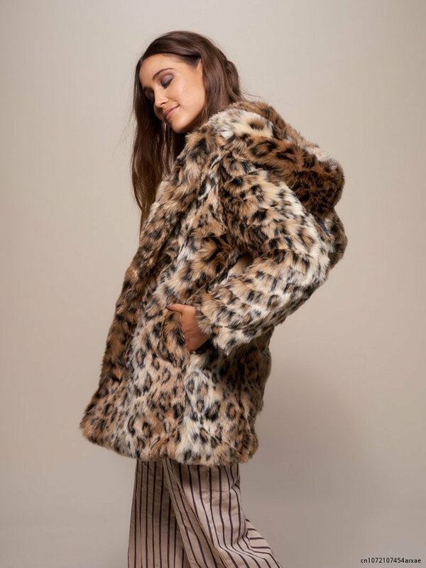 Mulheres Sobretudos Leopardo Grosso Quente Faux Fur Jacket Senhoras Longo Casaco De Pelúcia Feminino Casaco de Inverno Mulheres Com Capuz Faux Mink Fur Coat