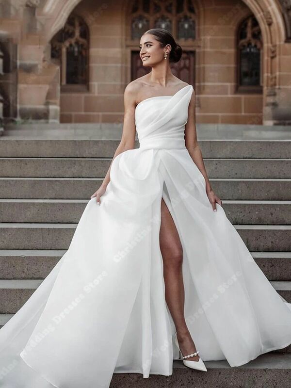 Czysta biała bufiaste rękawy satynowa suknia ślubna Sexy wysoki rozcięcie z boku suknie ślubne w stylu proste style Court Train Vestidos De Novia