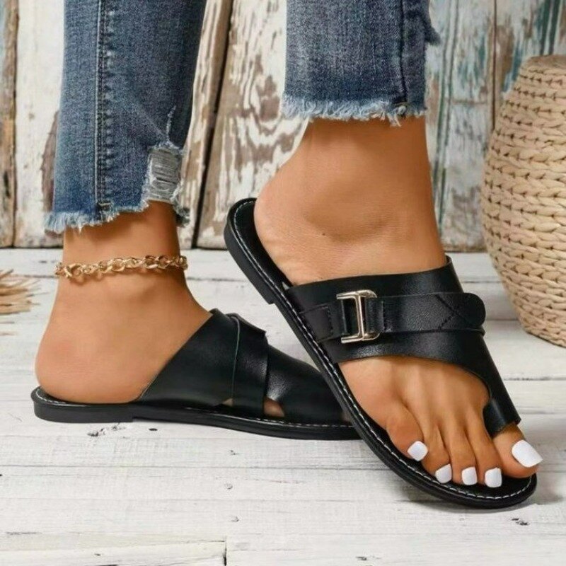 Sommer neuen Stil römische Schnalle Damen Sandalen im Freien bequeme flache Schuhe Urlaub Strand Flipflops einfarbige Damen Hausschuhe