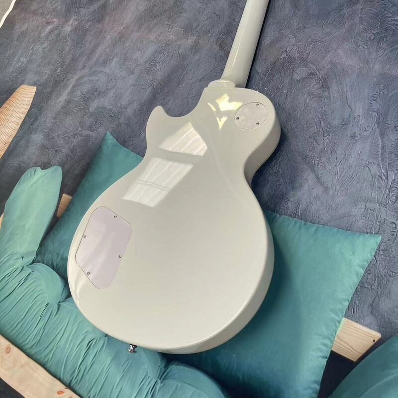LP-Guitare électrique intégrée à 6 cordes, corps blanc, touche en bois de rose, style de ton cassé, prise de photos d'usine