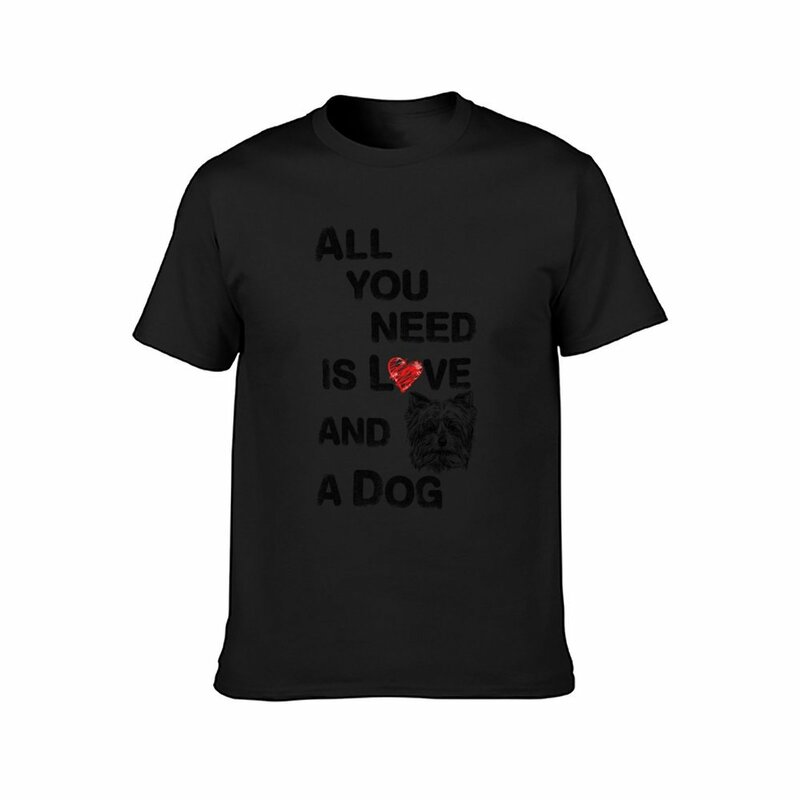 Camiseta masculina de manga curta, camiseta branca lisa, tudo que você precisa é amor e uma camiseta de cachorro