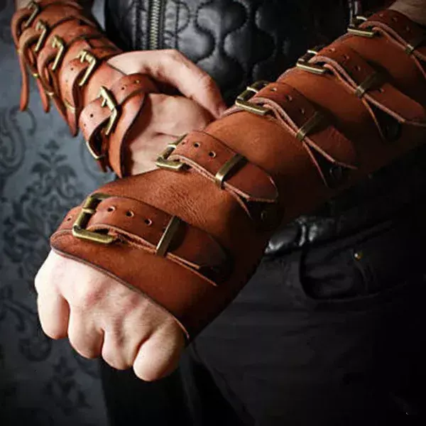 Sepasang dewasa prajurit abad pertengahan perang ksatria lengan perban pergelangan tangan kulit Armor Bracer Rivet Archer sarung tangan kostum Cosplay alat peraga