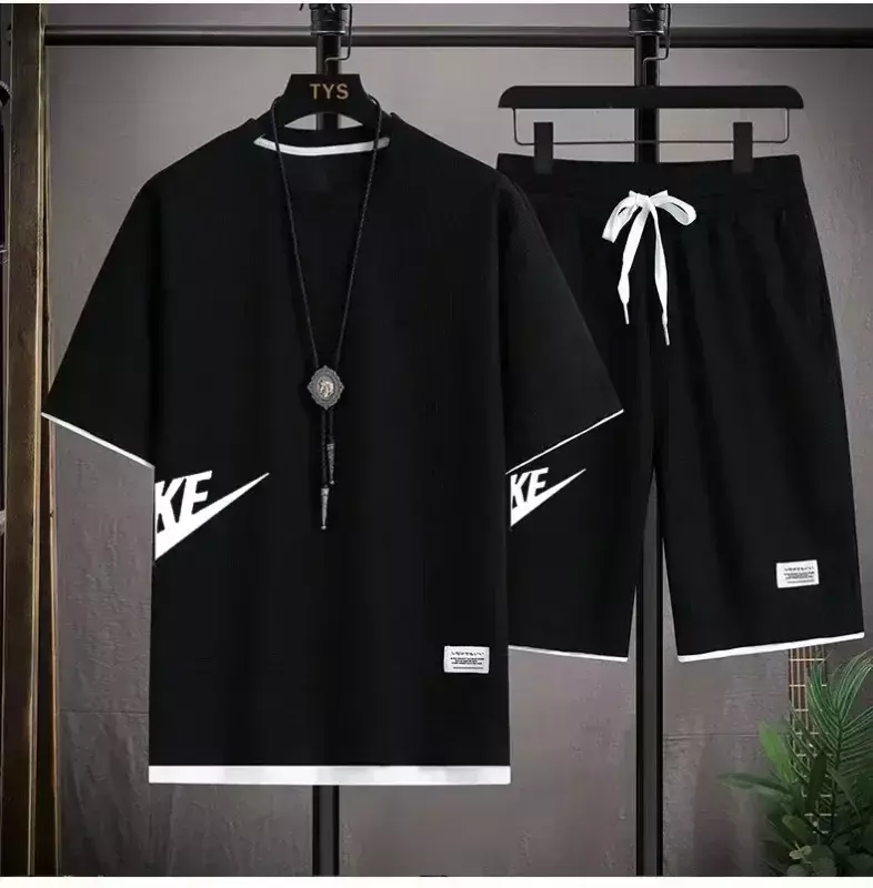 2024 Sommer neue Herren Set Mode koreanische Ausgabe Sportswear Herren Kurzarm T-Shirt Sports horts Set Herren Freizeit kleidung langsam