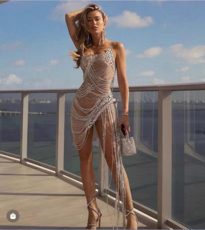 Disesuaikan keluaran baru wanita seksi tanpa tali jala Bodycon Mini gaun berlian rantai Fashion pesta ulang tahun kinerja