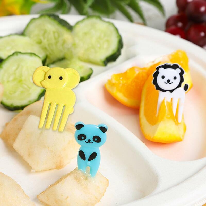 Wykałaczki zwierzęcy plastikowy do żywności uroczy Mini dinozaur na Lunch akcesoria owocowe pudełko na sałatkę wybiera Lunch do dekoracji owoców tortu Y6F4